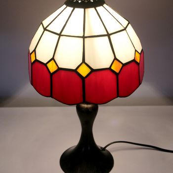 LongHuiJing Tiffany Stained Glass Style Desk Light Red Grid Lampshade Table Reading Night Light W8H15Inch