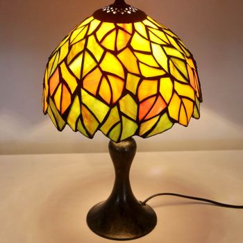 LongHuiJing Tiffany Stained Glass Style Desk Light Leaf Lampshade Table Reading Night Light W8H15Inch