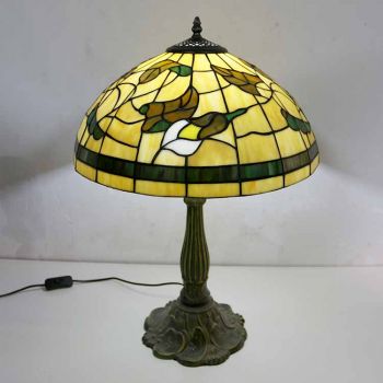 LongHuiJing Elegant Stained Glass Table Lamp Tiffany Style Desk Light With 16Inch Wide Lampshade and Zinc Alloy Base