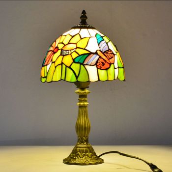 LongHuiJing Tiffany Style Sunflower Kids Table Lamp Vintage Pastoral Bedside Lights Butterfly Stained Glass Desk Lamp