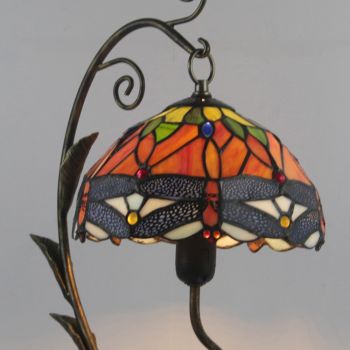 LongHuiJing Tiffany Style Yellow Stained Glass Lampshade Table Lamp Resin Cast Mouse Iron Tank Frame Art Desk Light