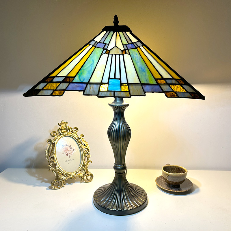 LongHuiJing Tiffany Style Stained Glass Lampshades Vintage Handmade Light