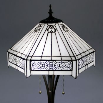 LongHuiiJing Tiffany Style Turkey Floor Light Vintage American Stained Glass Floor Lamps Creative Pattern Lampshade